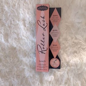 BEAND NEW NEVER OPENED Benefit Roller Lash Black